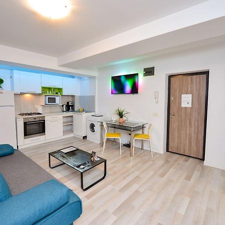 Ben Yehuda - Shabbat Friendly Apartments Бухарест Екстер'єр фото